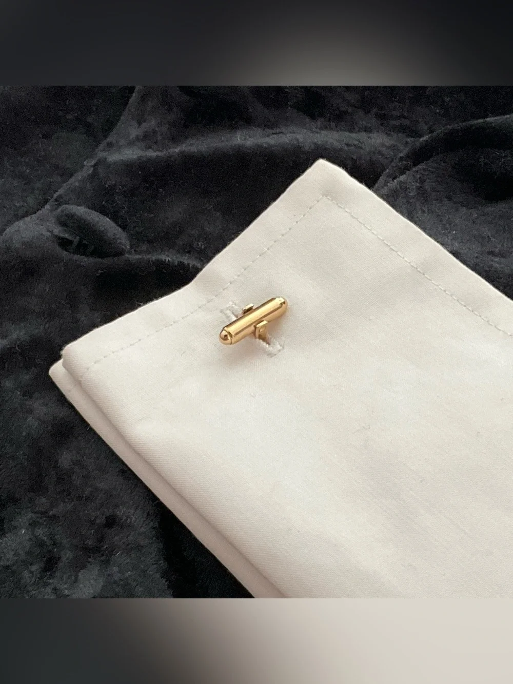 Vintage Gold Plated Black Oval Cufflinks - Men's Classic Formal Accessory